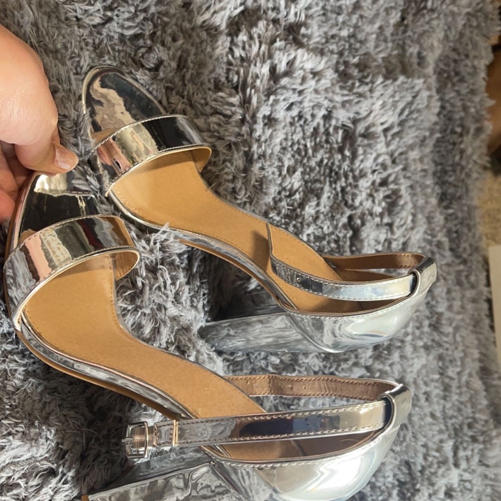 Women shoes